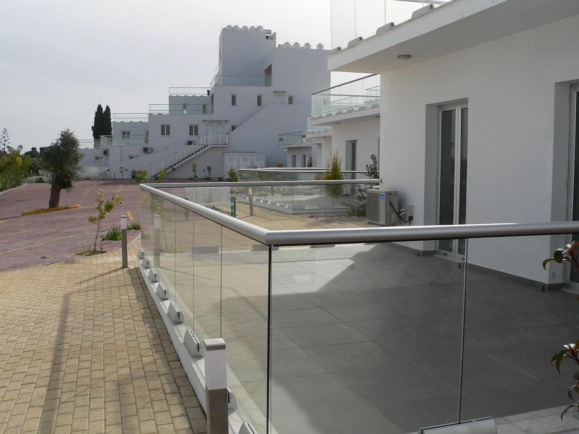 High View Gardens Aparthotel Mazotos Buitenkant foto